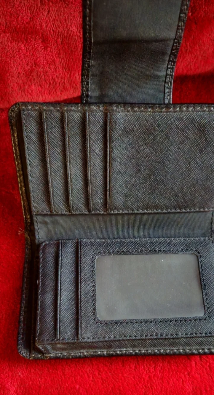Fossil Madison Black Pebble Leather Bi-Fold Wallet